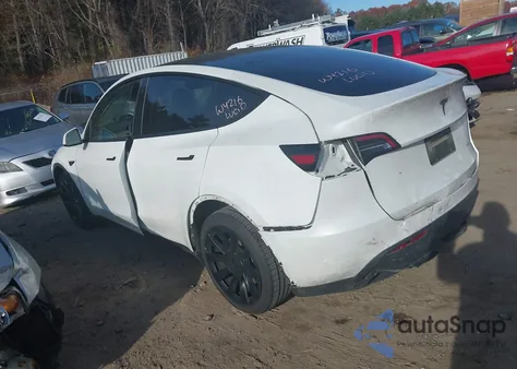 2023 Tesla Model Y Awd/Long Range Dual Motor All-Wheel Drive из США, поврежденный, VIN 7SAYGDEE6PA080216